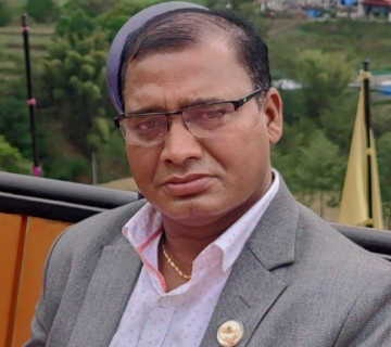 झडपमा परीमा घाइते जसपा सांसद प्रमोद साहलाई उपचारका लागि काठमाडौं ल्याइयो 